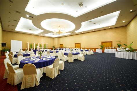 Waterfront Cebu City Hotel Meetings and Events .
